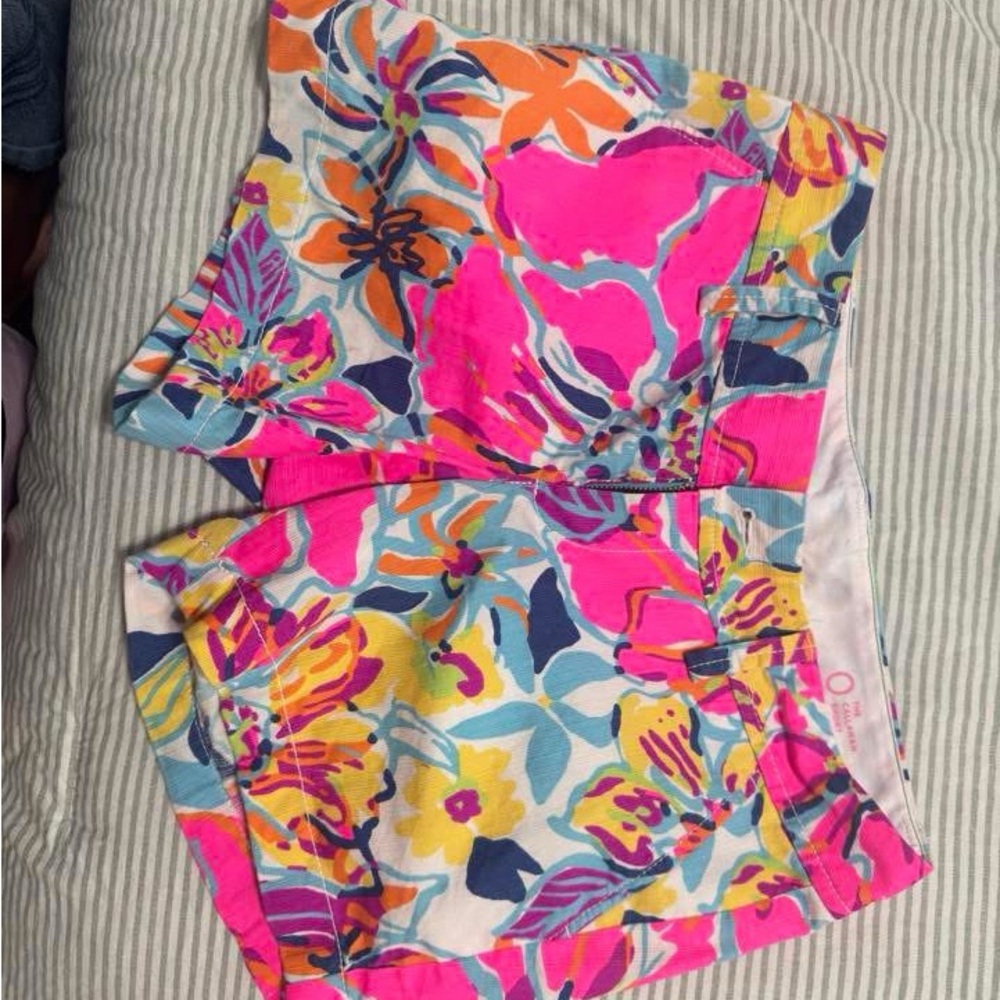 Lilly Pulitzer Vibrant Floral Women's Shorts - Pink, Orange, Blue